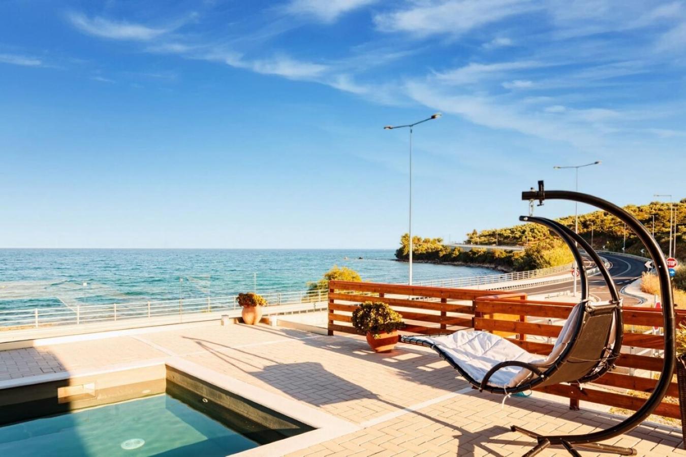 Seaside Summer Bliss - Aurora Luxury Pool Paradise Petalidi Exterior photo